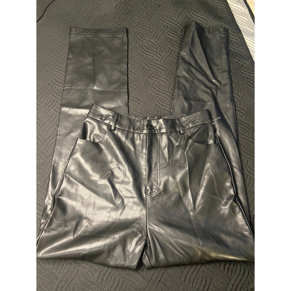 White Fox Boutique Black Faux Leather High Waisted Straight Leg Pants Size M